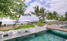 Les Estivales Beachfront Suites & Penthouses With Lov